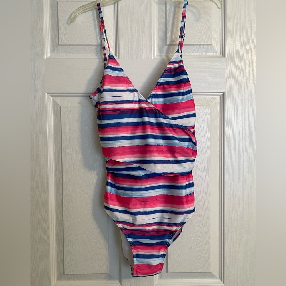 NWT! Catharine Malandrino XL swimsuit